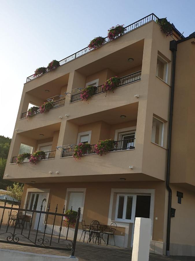 Ferdo 1 Hotel Makarska Exterior photo